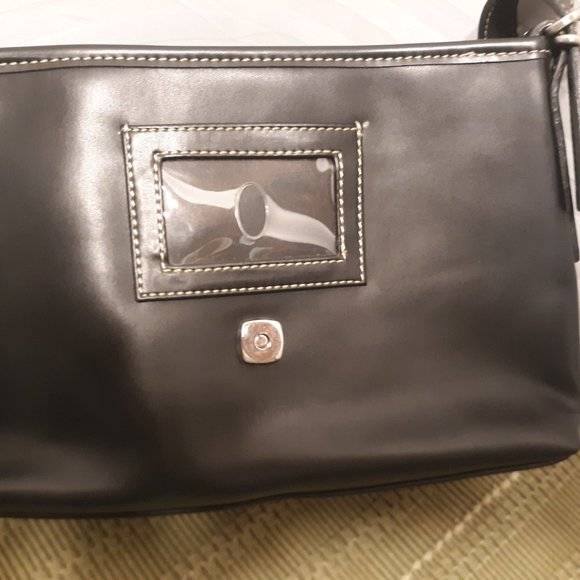 ( Listing # 110) Liz Claiborne Purse, Like New - Picture 8 of 11